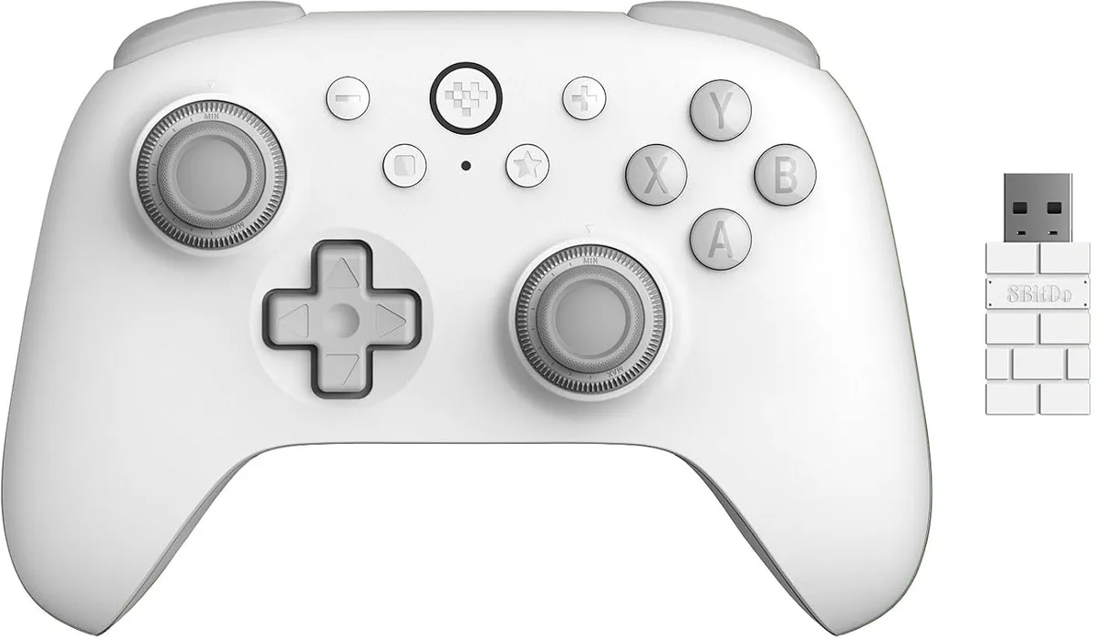 Ultimate 3C+ Wireless Controller - Frost White fra 8BitDo – cover