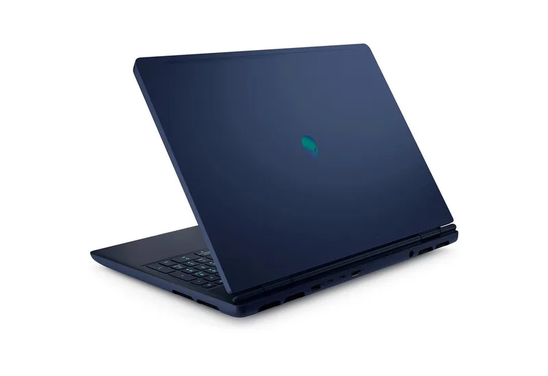 Alienware 16X Aurora Intel Core Ultra 9 275HX 5,4 GHz RTX5070 32GB RAM Gaming-Notebook (40,6 cm/16 Zoll, Intel Core Ultra 9 275HX, GeForce RTX 5070, 32 GB, 2000 GB SSD, Wi-Fi 7, G-Sync, 24-Core-Prozessor) de Alienware, Bleu – jaquette 4 sur 5