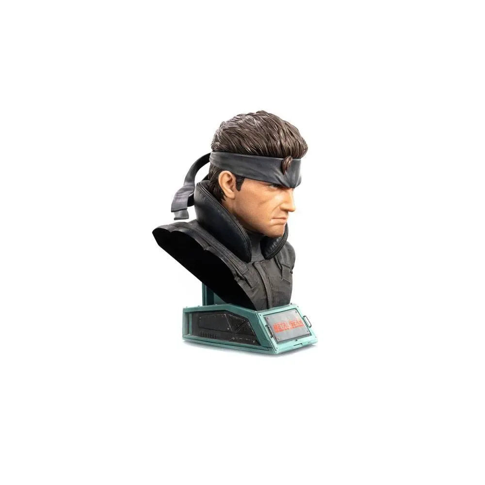 Solid Snake Metal Gear Solid - Byste 56 Cm fra First 4 Figures – cover