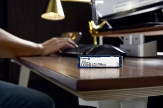 NV3 SSD - 2TB - PCIe 4.0 - M.2 2280 fra Kingston, Blå – cover 2 af 3