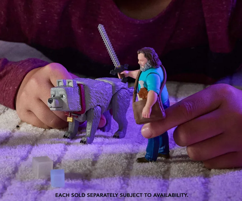 A Minecraft Movie Action Figure - Steve (Iron Sword, Chicken Leg & Satchel) van Mattel – cover 2 van 5