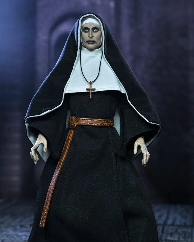 The Conjuring Universe The Nun (Valak) fra NECA – cover