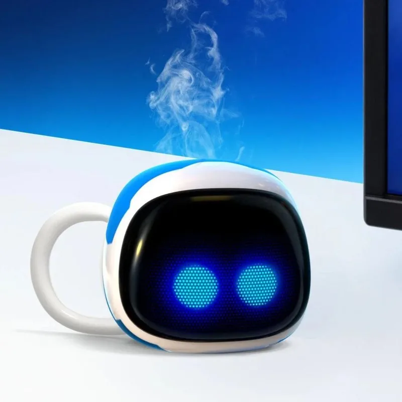 Astro Bot Mug - Shaped Mug van Paladone – cover