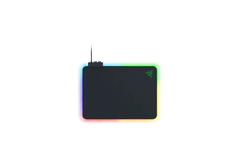 RAZER Firefly V2 (RZ02-03020100-R3M1) Maus by Razer, Black – cover