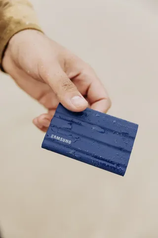 Portable T7 Shield, ekstern SSD, USB 3.2 Gen 2 USB-C, SSD fra Samsung, Blå, 1 TB – cover 2 af 3
