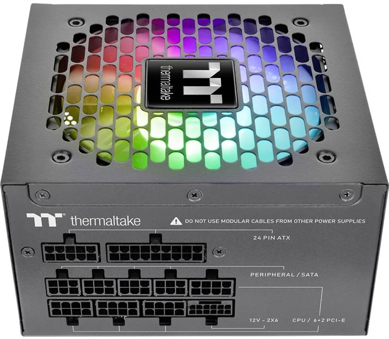 AC/DC-inbouwnetvoeding 750 W ATX 80 Plus Gold van Thermaltake, Kleurloos – cover