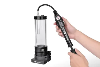 K Thermaltake Pacific Leak Tester van Thermaltake – cover 2 van 3