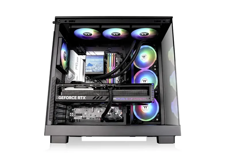 View 380 XL TG ARGB från Thermaltake – omslag 2 av 3
