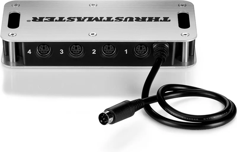 Sim Hub - tot 4 Thrustmaster-add-ons gelijktijdig aansluiten op compatibele Thrustmaster-racestuur by Thrustmaster, Tweekleurig – cover